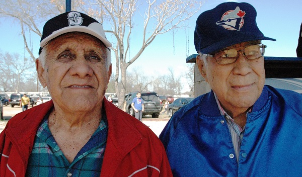 Memo Salas y Johnny Cardona Sr. juntos en el béisbol celestial Bravos destronó al séxtuple campeón Broncos de Reynosa S.A.