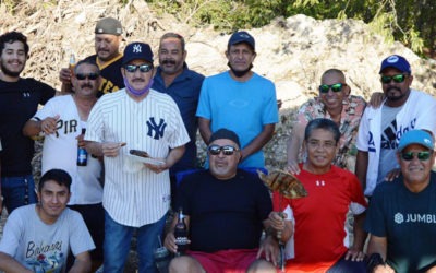 Cachorros De Nava Agradeció  Donativo De Pelotas De Béisbol