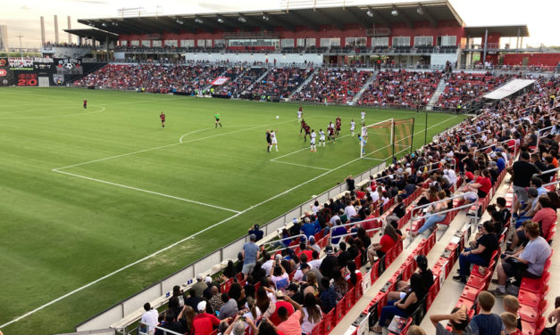 SAFC ante 6,243 aficionados celebró la Independencia en el Toyota Field Sixth Street y Michael Dell