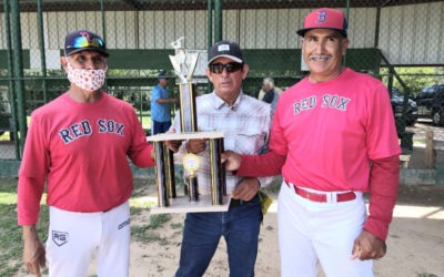 Sultanes campeón del playoff Veteranos 2021 Desperados le abollo corona a los Cardenales