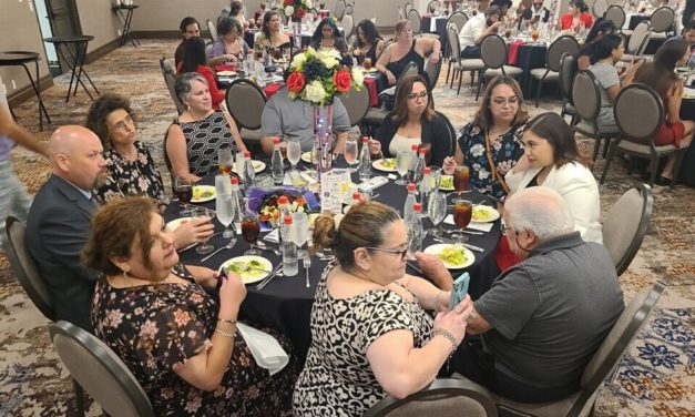 La Prensa Texas Hosts Lively Performances and Community Workers at the Unsung Hero Award Gala