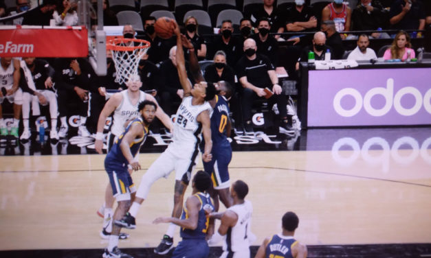 Spurs con éxito abren pretemporada vs  El Utah Jazz en el estadio AT&T Center