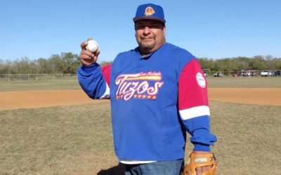 James Cárdenas De Águilas De Nava Único En Pegar Jonrón Vaqueros De Austin Campeón