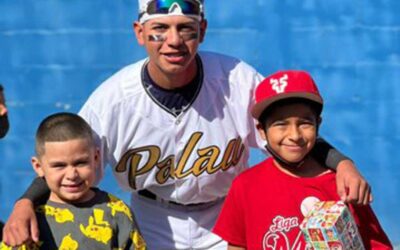 Roger Bernal De All Star San Antonio Ganó  Home Run Derby Y Regalaron Juguetes