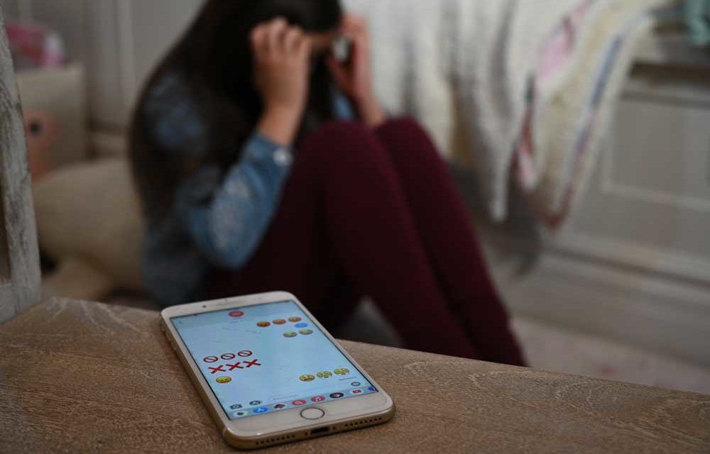 Beat a Cyberbully:  Here’s How Parents Can Help