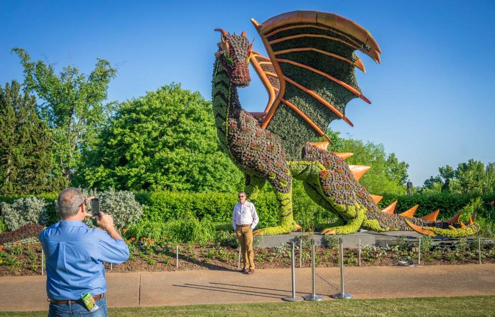 Giant Living Plant Sculptures Make Texas Debut At San Antonio Botanical Garden May 6