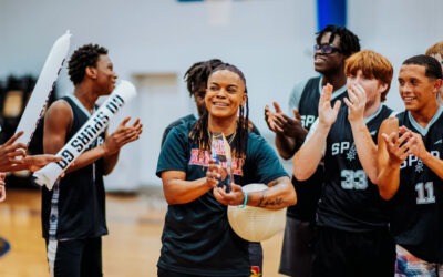 Coach Nesha Maxfield Nombrada Jr. NBA / Jr. WNBA Coach Of The Year Jr. NBA / Jr. WNBA Coach Of The Year