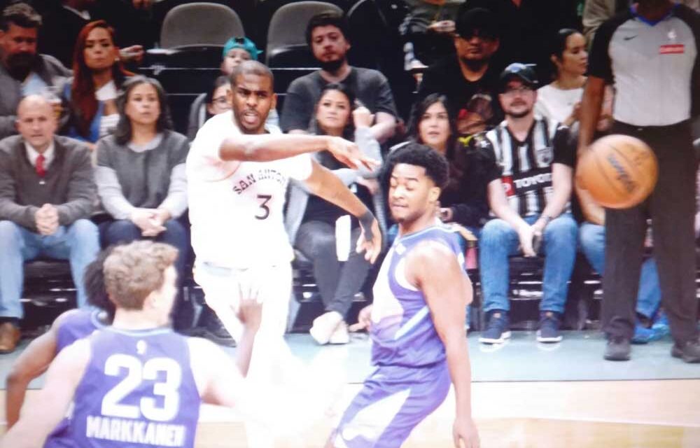 Chris Paul Presentó Sus Botanas Naturales En El HEB