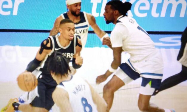 Los Spurs Ganaron En La Hispanic Heritage Night Game