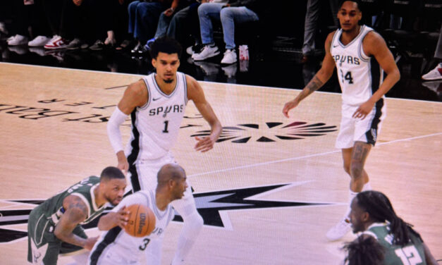 Los Spurs De Regreso A San Antonio